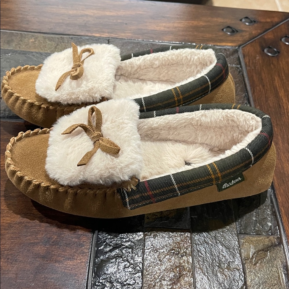 Barbour Darcie Moccasin Slippers - Picture 9 of 9
